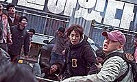 《活着》继釜山行2之后更值得期待的丧尸大片?