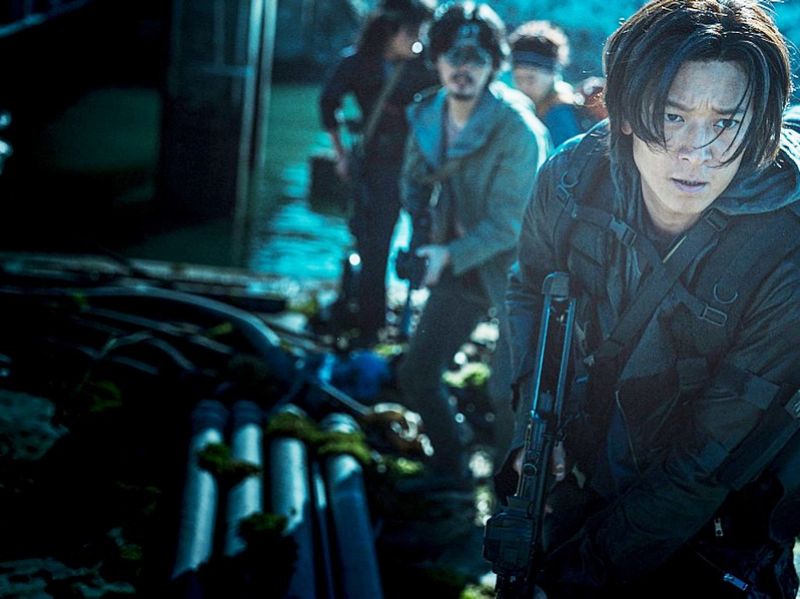 《釜山行2:半岛》尸潮来袭,全境扩散,丧尸大片归来!